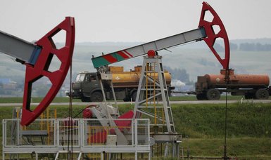 Saudi Arabia to extend voluntary 1 mln bpd oil cut through Sept