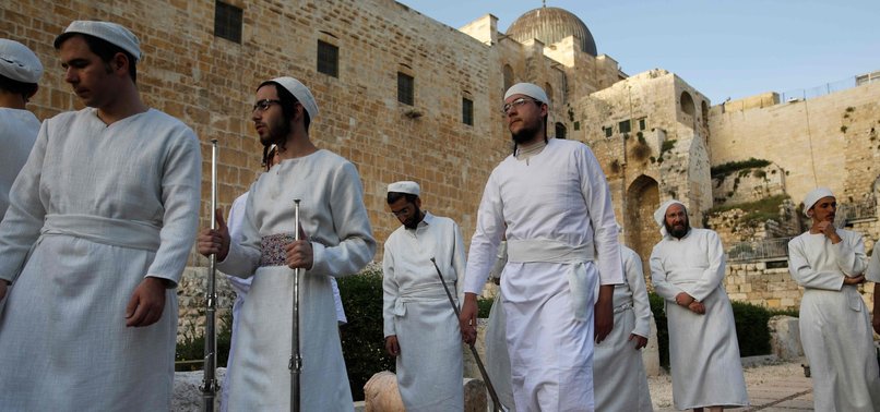 JEWISH GROUPS TELL MUSLIMS TO LEAVE AQSA COMPOUND FOR PASSOVER