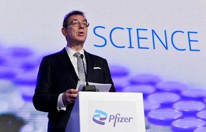 PfizerCEOsuBourlaKoronavirüsuzunyıllardevamedecek