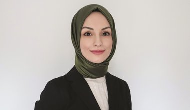 EN KOLAY ACI BAŞKASININ ACISI…