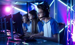 E-sporun yönü yine eğitime dönüyor