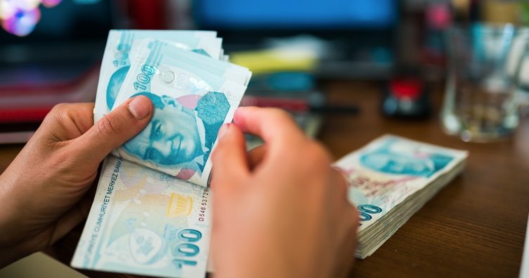 SON DAKİKA: Emekliye ek zam ve 2024 en düşük emekli maaşı için 2 formül masada