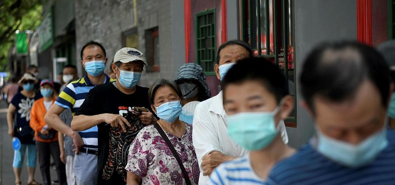 BEIJING REPORTS 11 NEW VIRUS CASES AND EXPERT SAYS OUTBREAK NEARING END