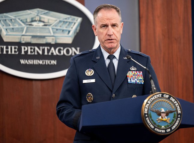 Pentagon says it is tracking suspected Chinese 'spy balloon' over US