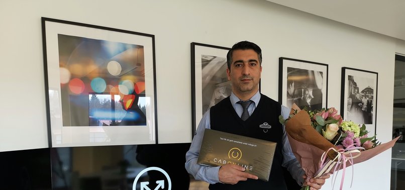 TURKISH TAXI DRIVER HAILED AS HERO IN SWEDEN