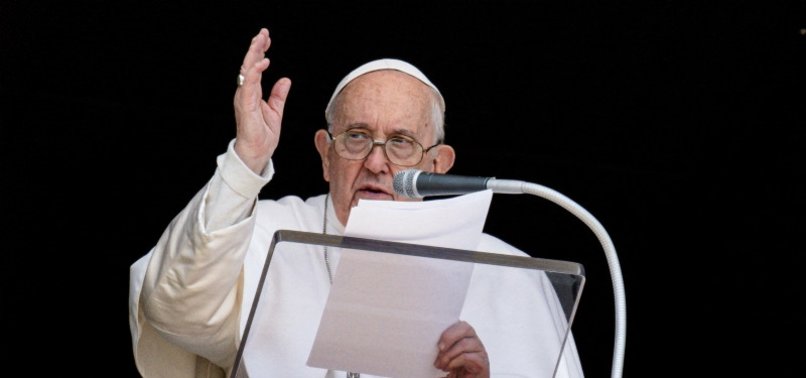 POPE COMPLAINS ABOUT UNFOUNDED ACCUSATIONS AGAINST JOHN PAUL II