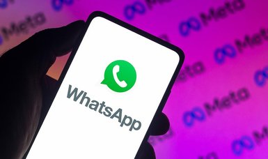 WhatsApp introduces live photos and new features