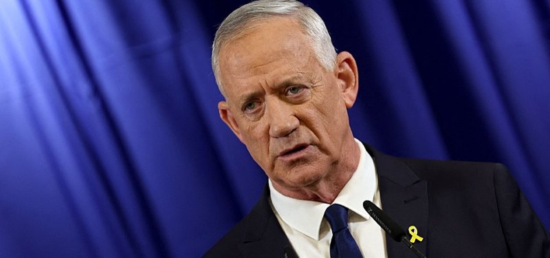 Israeli centrist minister Gantz quits Netanyahu government