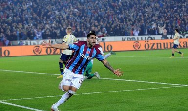 Trabzon defeat TSL leaders Fenerbahce after World Cup break