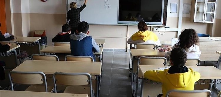 MEB, yurt dışında görevlendirilecek öğretmenlerin sınav sonuçlarını açıkladı