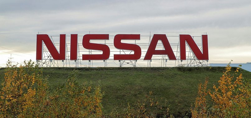 NISSAN HANDS OVER ALL HOLDINGS IN RUSSIA FOR ONE ROUBLE