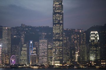 Hong Kong, Fed’i izleyerek gösterge faizini 25 baz puan indirdi