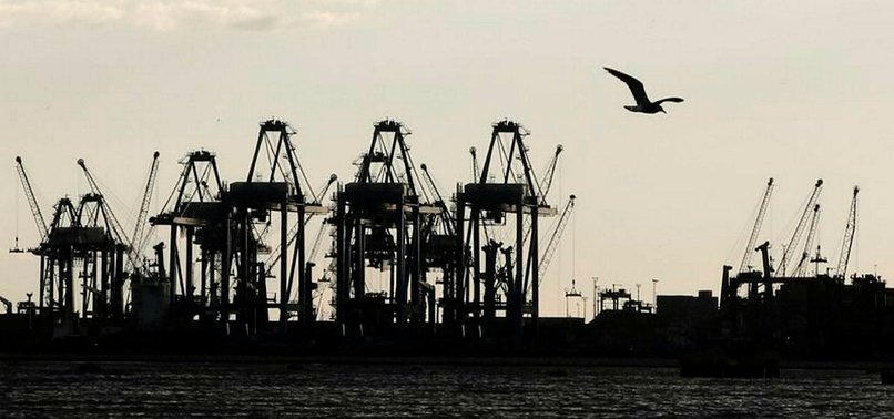 TURKEYS ECONOMY GROWS 1.6 PERCENT IN Q3