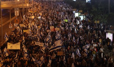 Tens of thousands of Israelis protest against Netanyahu government