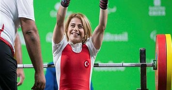 Turkish powerlifter Muratlı bags silver medal in Kazakhstan