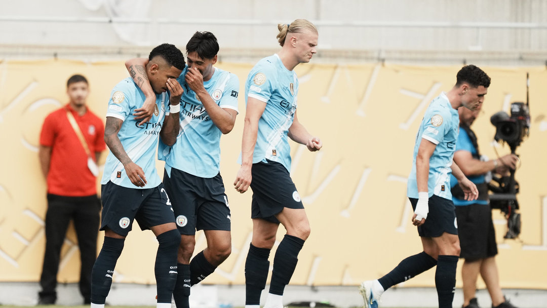 MANCHESTER CITY FARKA KOŞTU