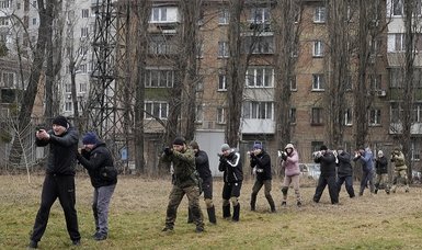 Ukrainian parliament votes to allow civilians to carry firearms