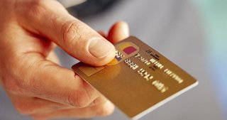 Kredi kartlarında tek çekimden komisyon alma yasağı deliniyor