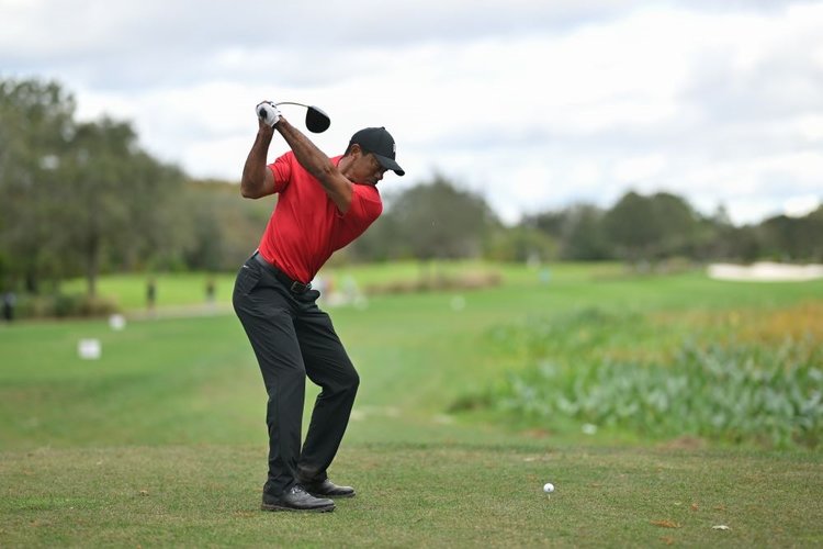 Tiger Woods Yeşil Sahalara Dönüyor