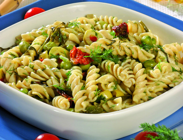 Makarna Salatası