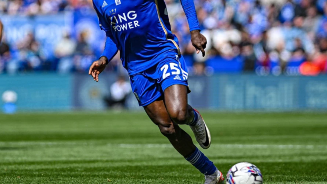 WILFRED NDIDI BEŞİKTAŞ İÇİN GELDİ