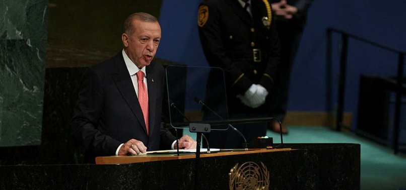 ERDOĞAN SAYS CRITICAL TIME TO HOLD UN GENERAL ASSEMBLY, CALLS FOR DIGNIFIED WAY OUT OF UKRAINE CRISIS