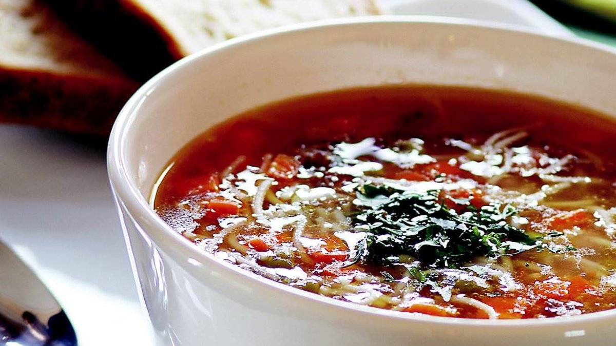 Kıymalı Şehriye Çorbası Tarifi