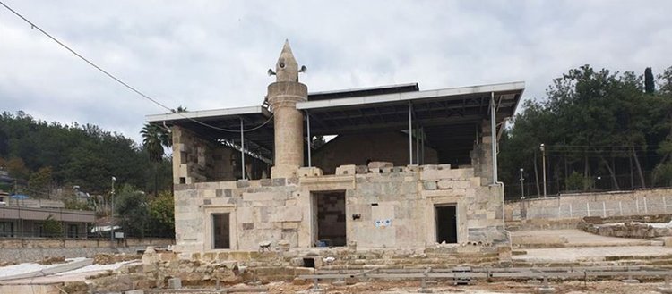 Vakıflar Bölge Müdürlüğünden ’tarihi camiye metal çatı’ iddialarına açıklama