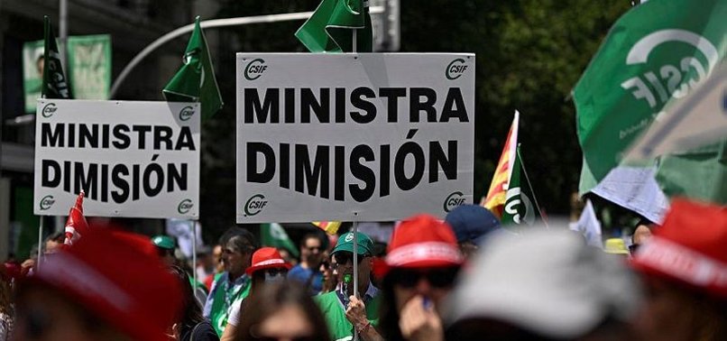 THOUSANDS OF COURT OFFICIALS MARCH IN SPANISH CAPITAL MADRID FOR BETTER PAY AND WORK CONDITIONS