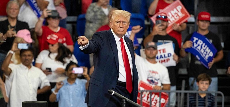 Donald Trump congratulates Putin over prisoner swap