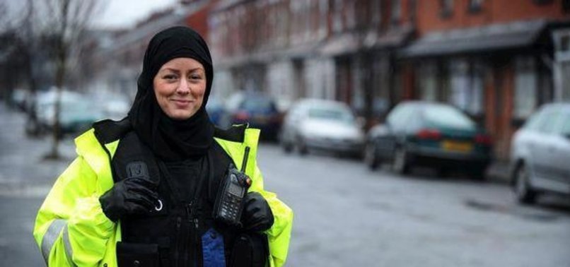 NETHERLANDS ALLOWS POLICE OFFICERS TO WEAR HEADSCARVES