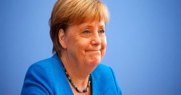 German Chancellor Merkel calls scenes of far-right extremists at parliament 'shameful'