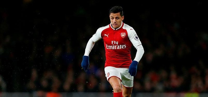 SANCHEZ LEFT OUT OF ARSENAL SQUAD AS UNITED PREPARE TO SEAL DEAL