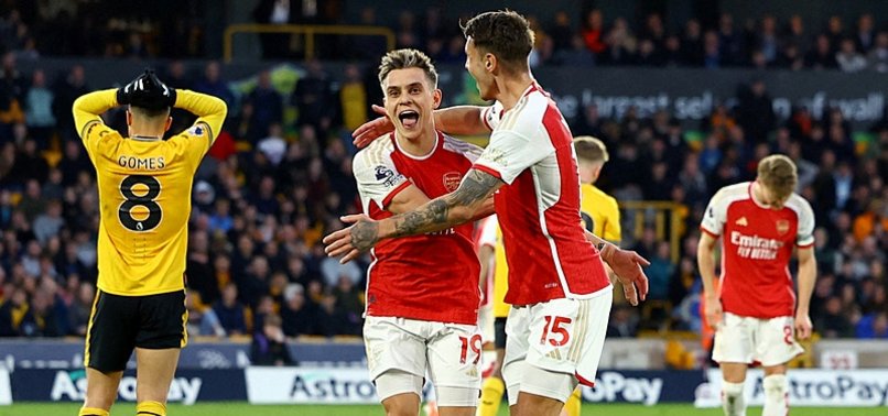 ARSENAL GO TOP OF PREMIER LEAGUE WITH DOUR 2-0 WIN OVER WOLVES
