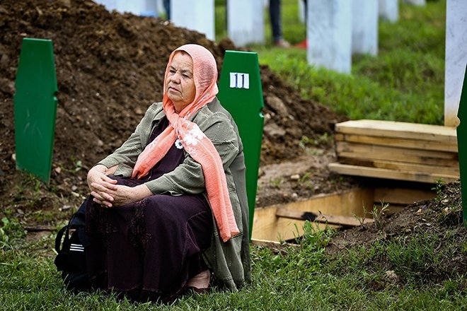 dunyanin gozleri onunde yasanan vahset
