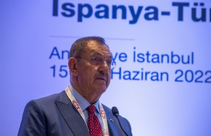 ErdemdenTürkmüteahhitlereİspanyaileyenipazarlaraaçılalım