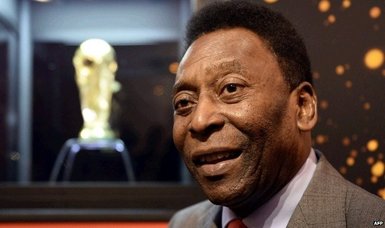 World has lost 'great sporting icon' in Pele: Olympics chief