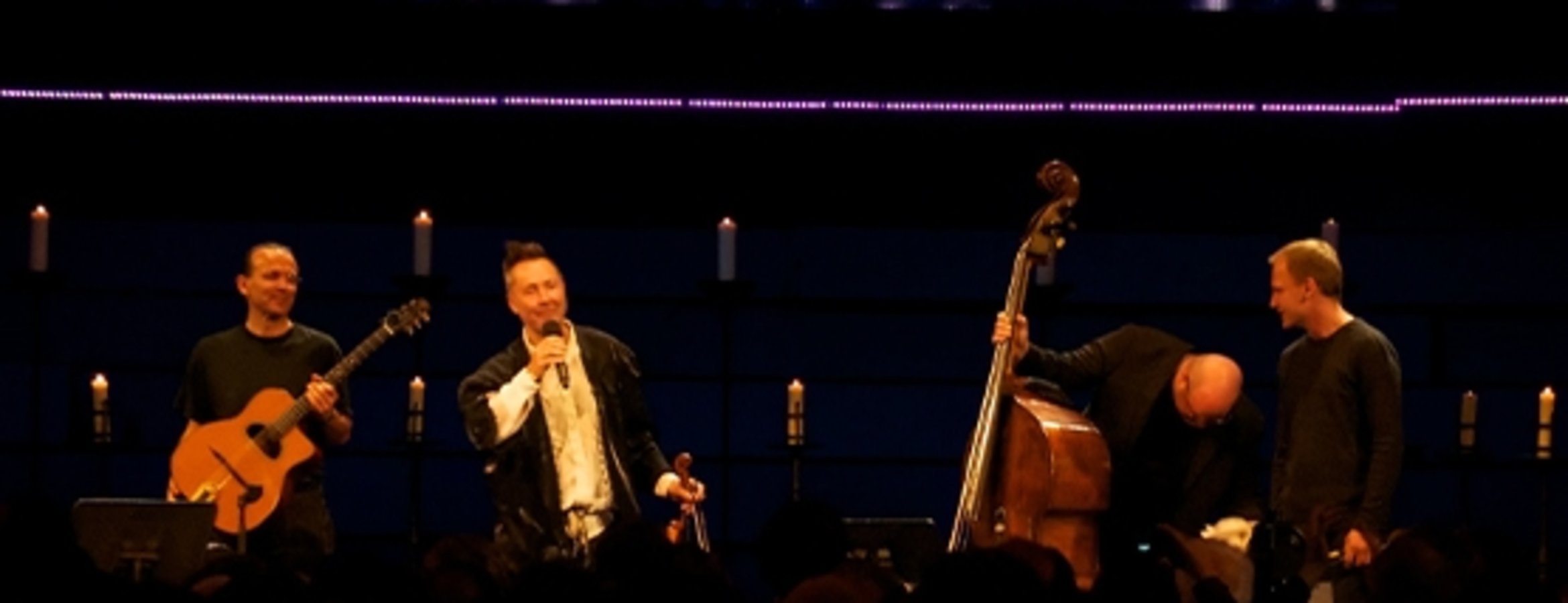 Keman sanatçısı Nigel Kennedy AKM’de konser verdi