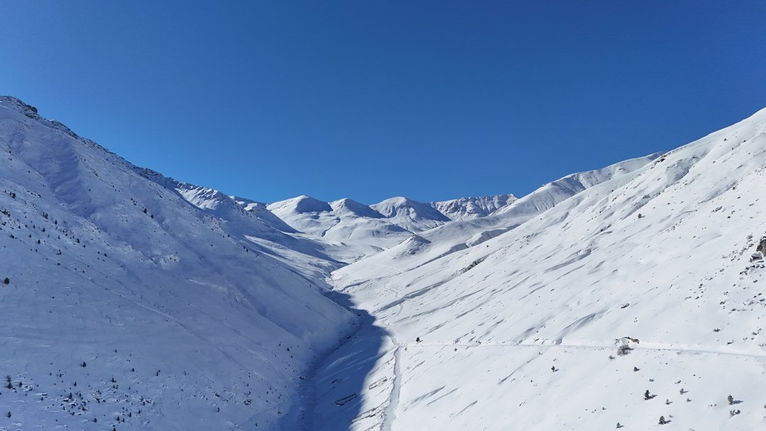 ARTVİN’E KAR YAĞDI