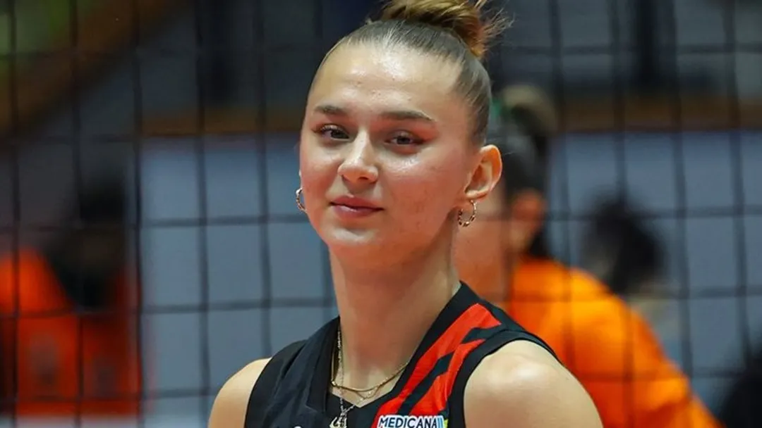 GALATASARAY DAIKIN KADIN VOLEYBOL TAKIMI GENÇ ORTA OYUNCU İLAYDA UÇAK TRANSFERİNİ DUYURDU.