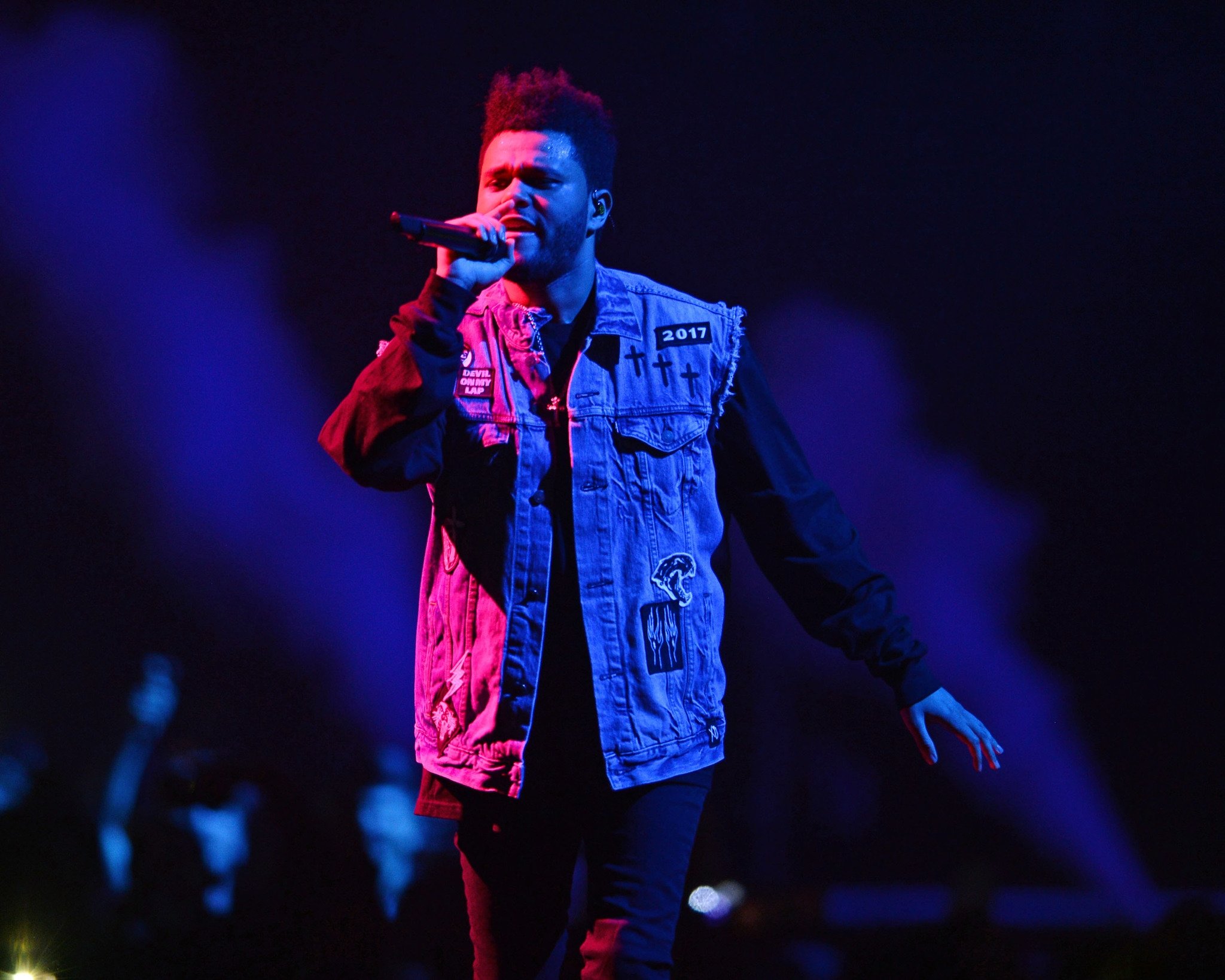 KALBİ KIRIK BİR ADAM: THE WEEKND