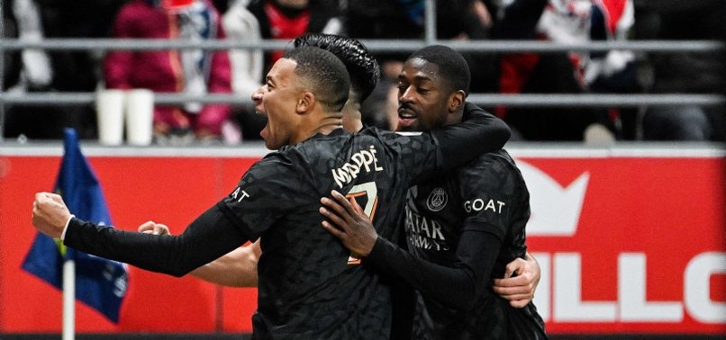 KYLIAN MBAPPE HAT-TRICK LIFTS PSG TO THE TOP OF LIGUE 1