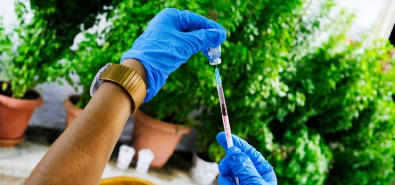 GREECE LAUNCHES MANDATORY TESTING FOR UNVACCINATED WORKERS