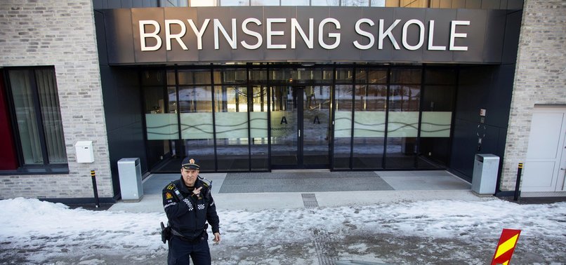 NORWAY SCHOOL BOY THREATENS STAFF WITH KNIFE: POLICE
