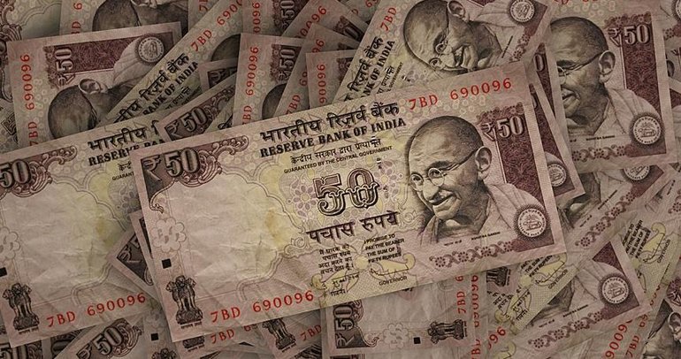 Hindistan rupisinde sert kayıp