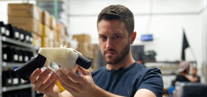 TEXAN OWNER OF UNTRACEABLE 3D-PRINTED GUNS SAYS HES SELLING PLANS ONLINE, DEFYING COURT ORDER