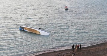 7 killed, 64 rescued after migrant boat sinks on eastern Turkey's Lake Van