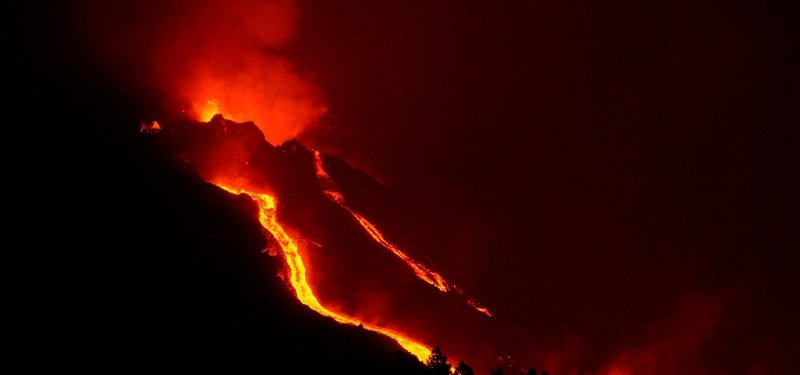 Volcanic lava in Spain's La Palma engulfs more houses