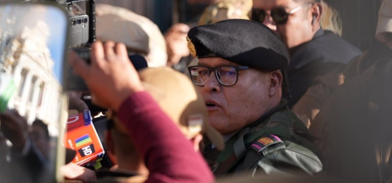 BOLIVIAN AUTHORITIES ARREST EX-GENERAL WHO LED FAILED COUP ATTEMPT: REPORT