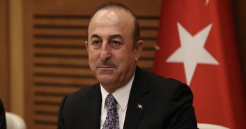 Turkish FM Çavuşoğlu calls French decision on 1915 events 